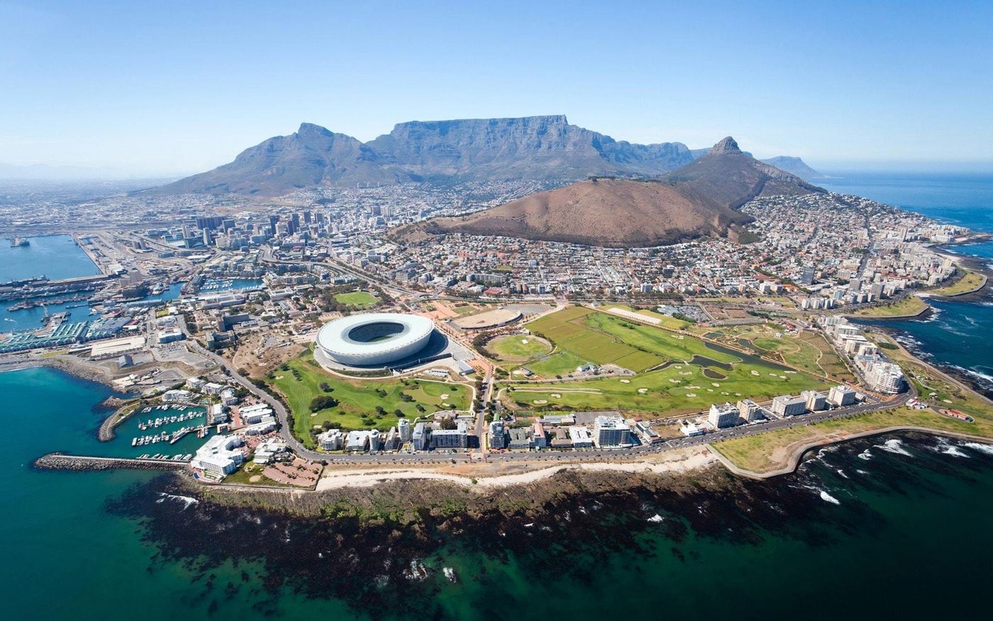 Cape Town from the air: Table Mountain, Lion's Head, the stadium and the Atlantic